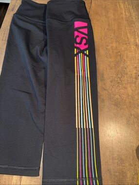 Victoria’s Secret VSX Sport Cropped Leggings Small Black Neon Stripe